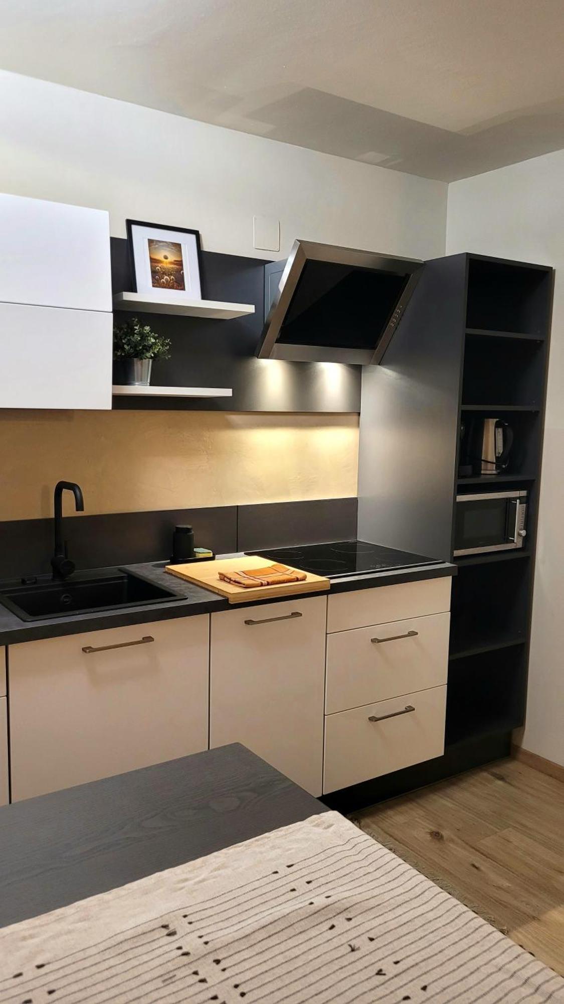 Sunrise Apartment Шладминг Екстериор снимка